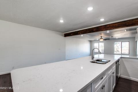 4839 E 4th St, Tucson, AZ 85711 photo 3
