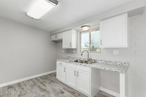 1631 E Virginia St, Tucson, AZ 85706 photo 9