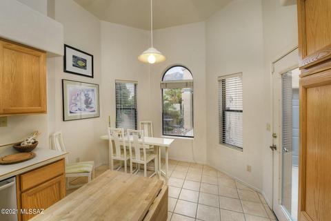 4672 E Chaco Pl, Tucson, AZ 85718 photo 9