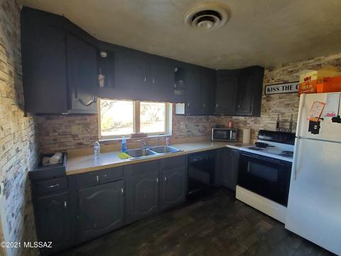 452 S Cochise Ave, Willcox, AZ 85643 photo 3