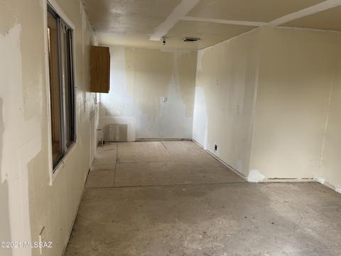 175 S Cochise Ave, Willcox, AZ 85643 photo 4