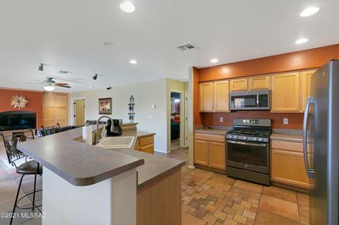 9742 E Paseo San Ardo, Tucson, AZ 85747 photo 8