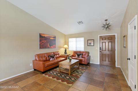 9742 E Paseo San Ardo, Tucson, AZ 85747 photo 5