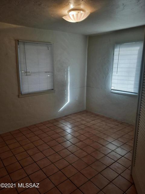 2117 E Silver St, Tucson, AZ 85719 photo 5