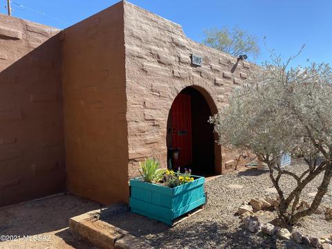 303 E Roger Rd, Tucson, AZ 85705 photo 2