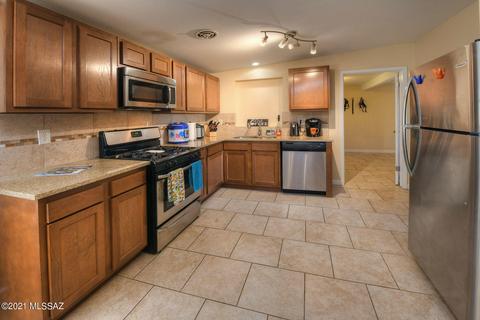 7335 E 28th Pl, Tucson, AZ 85710 photo 8