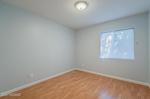 7578 Via Cornucopia, Tucson, AZ 85715 photo 18