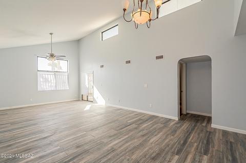 7578 Via Cornucopia, Tucson, AZ 85715 photo 14