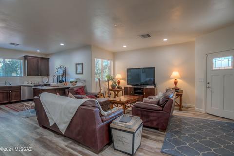 813 E 8th St, Tucson, AZ 85719 photo 9
