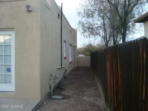 924 E 9th St, Tucson, AZ 85719 photo 3