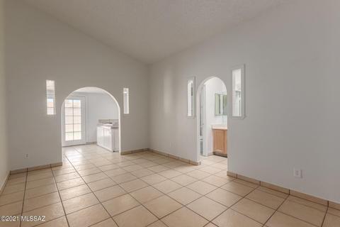 737 E Oregon St, Tucson, AZ 85706 photo 8