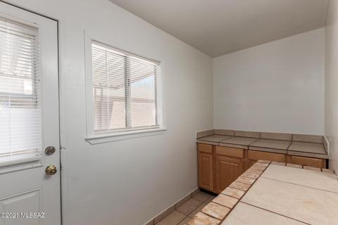 737 E Oregon St, Tucson, AZ 85706 photo 17