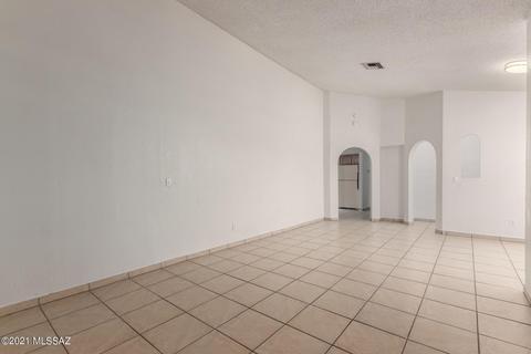 737 E Oregon St, Tucson, AZ 85706 photo 6