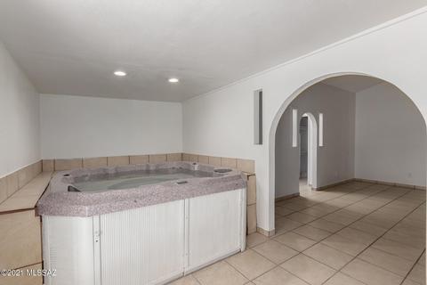 737 E Oregon St, Tucson, AZ 85706 photo 12