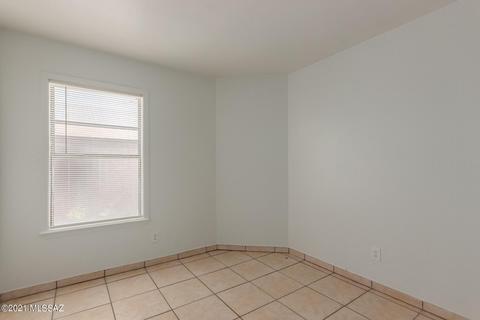 737 E Oregon St, Tucson, AZ 85706 photo 18