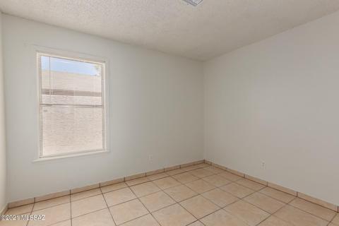 737 E Oregon St, Tucson, AZ 85706 photo 23
