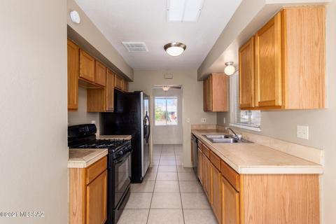 6122 E Sylvane St, Tucson, AZ 85711 photo 13