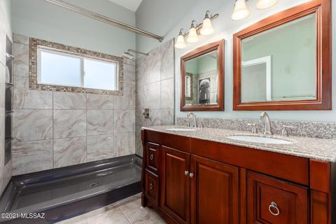 9094 N Eaglestone Loop, Tucson, AZ 85742 photo 3