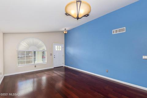 9094 N Eaglestone Loop, Tucson, AZ 85742 photo 5