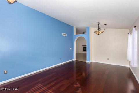 9094 N Eaglestone Loop, Tucson, AZ 85742 photo 6