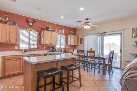 395 S Blue River Loop, Vail, AZ 85641 photo 8
