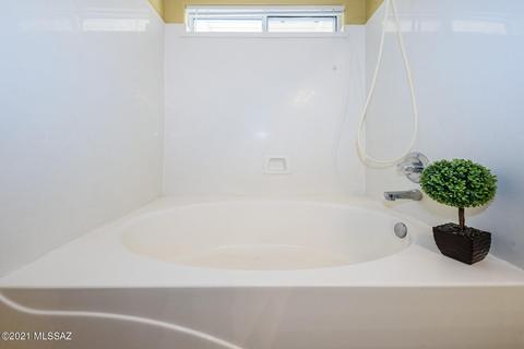 9244 E Big Sky Ln, Tucson, AZ 85747 photo 18