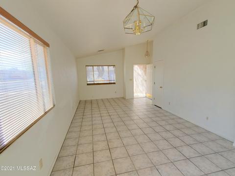 6463 E Wolfhead Dr, Tucson, AZ 85730 photo 5