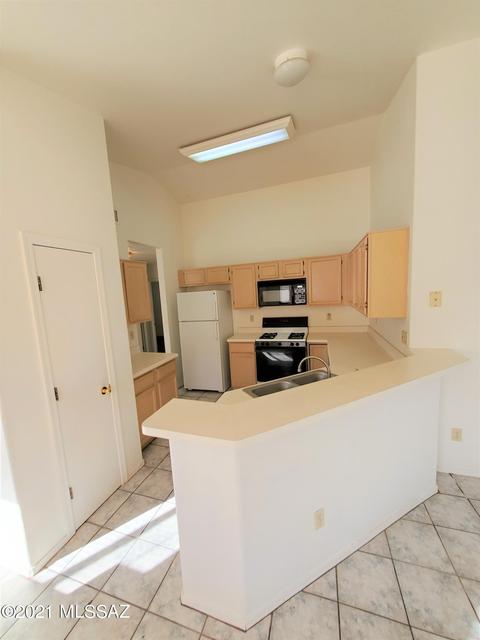 6463 E Wolfhead Dr, Tucson, AZ 85730 photo 7