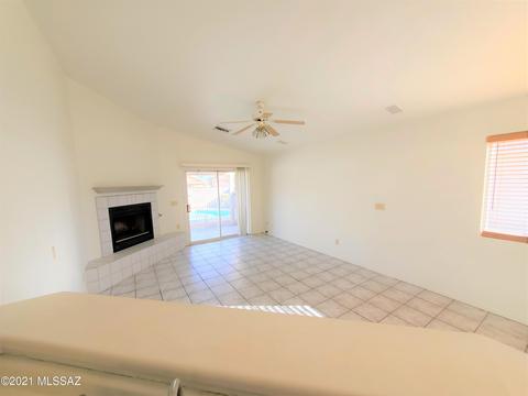 6463 E Wolfhead Dr, Tucson, AZ 85730 photo 9