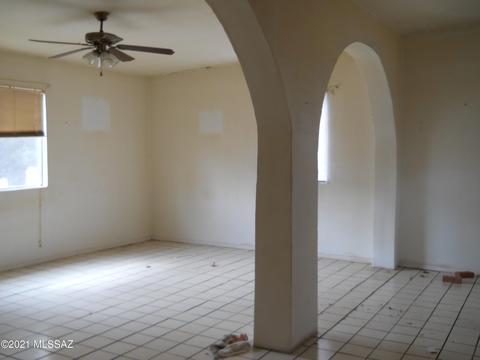 1013 N Mesa Ave, Willcox, AZ 85643 photo 2
