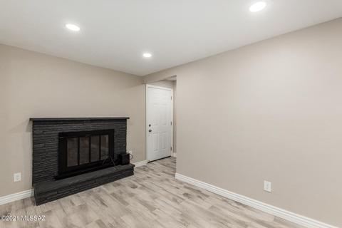 7942 E 20th Pl, Tucson, AZ 85710 photo 18