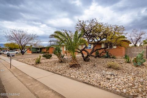 7942 E 20th Pl, Tucson, AZ 85710 photo 3