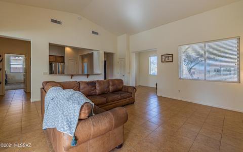 20 E Adytum Pl, Vail, AZ 85641 photo 8