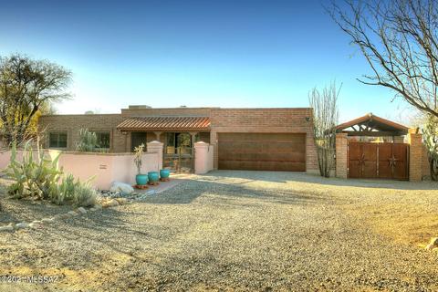 8810 E Bear Pl, Tucson, AZ 85749 photo 1