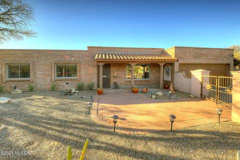 8810 E Bear Pl, Tucson, AZ 85749 photo 2