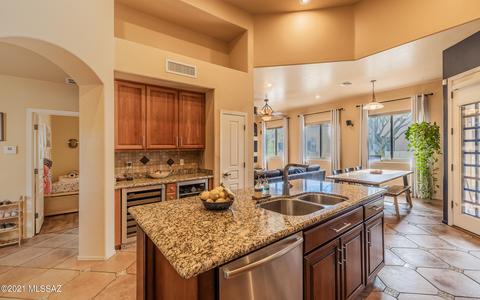 10540 Eisenbergs Pl, Tucson, AZ 85747 photo 9