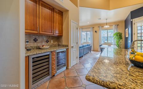 10540 Eisenbergs Pl, Tucson, AZ 85747 photo 12