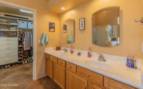 10540 Eisenbergs Pl, Tucson, AZ 85747 photo 22