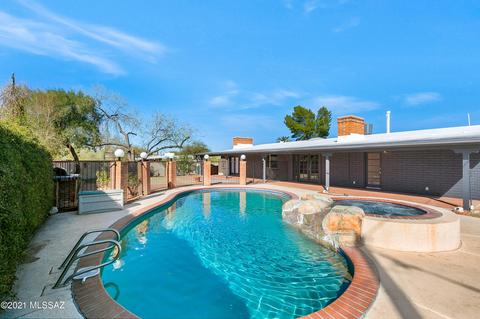 5636 E 8th St, Tucson, AZ 85711 photo 4