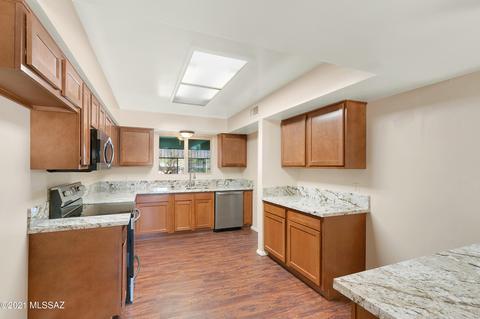 5636 E 8th St, Tucson, AZ 85711 photo 2