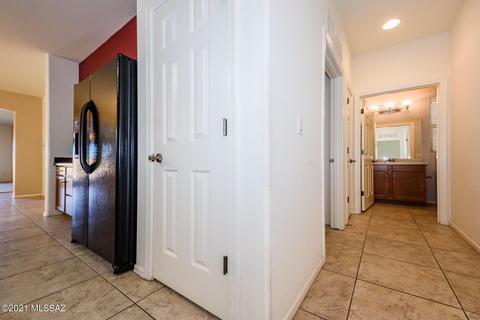 7467 E Fair Meadows Loop, Tucson, AZ 85756 photo 13