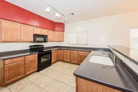 7467 E Fair Meadows Loop, Tucson, AZ 85756 photo 10