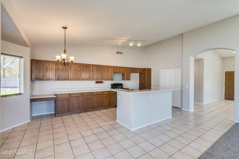 8599 E Louhelen Way, Tucson, AZ 85747 photo 21
