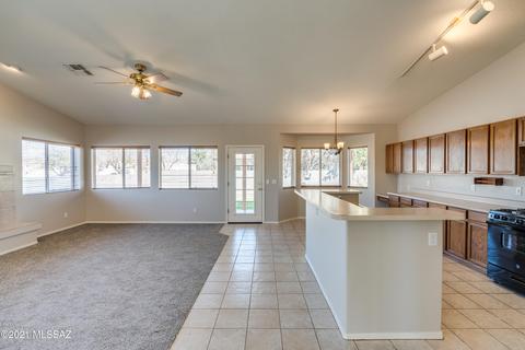 8599 E Louhelen Way, Tucson, AZ 85747 photo 13