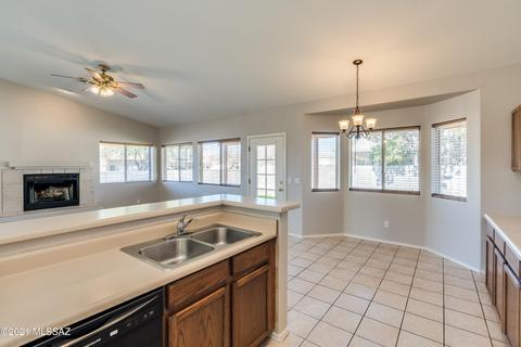 8599 E Louhelen Way, Tucson, AZ 85747 photo 28