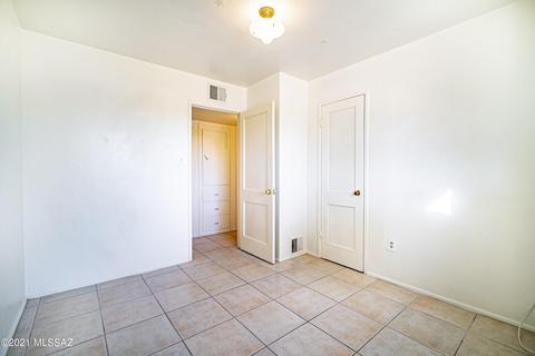 640 W Hatfield St, Tucson, AZ 85706 photo 12