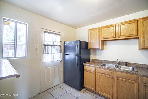 640 W Hatfield St, Tucson, AZ 85706 photo 10