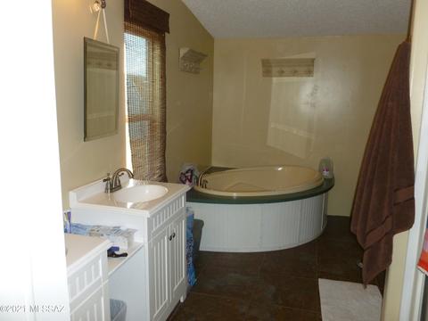 24575 E Shawnee Trl, Benson, AZ 85602 photo 23
