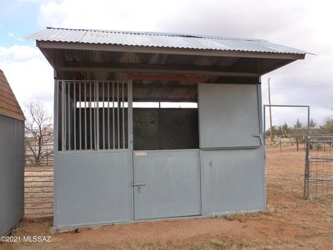 24575 E Shawnee Trl, Benson, AZ 85602 photo 6