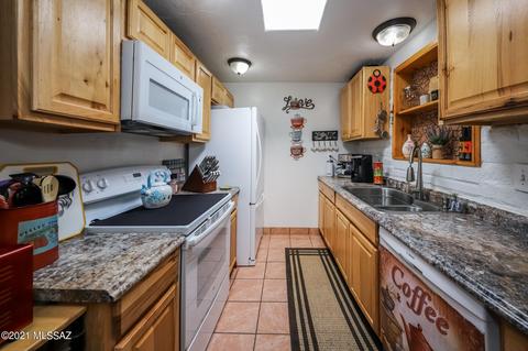 7272 E Freestone Dr, Tucson, AZ 85730 photo 11